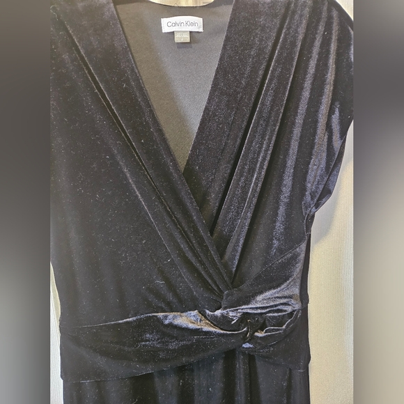 Tiss the season to show off - NWOT - Picture 2 of 8